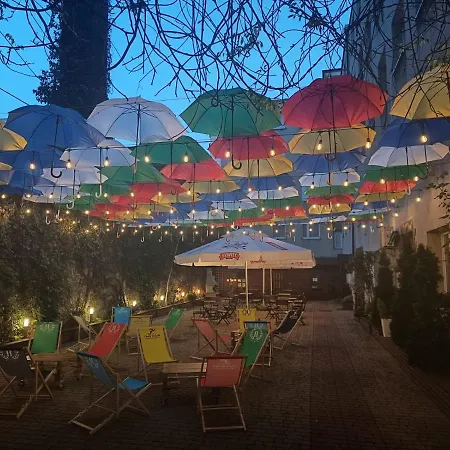 Zaleze Bed & Breakfast 3*